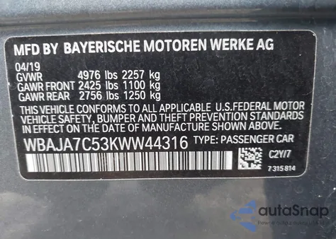 2019 BMW 530I xDrive z USA, uszkodzony, nr VIN WBAJA7C53KWW44316